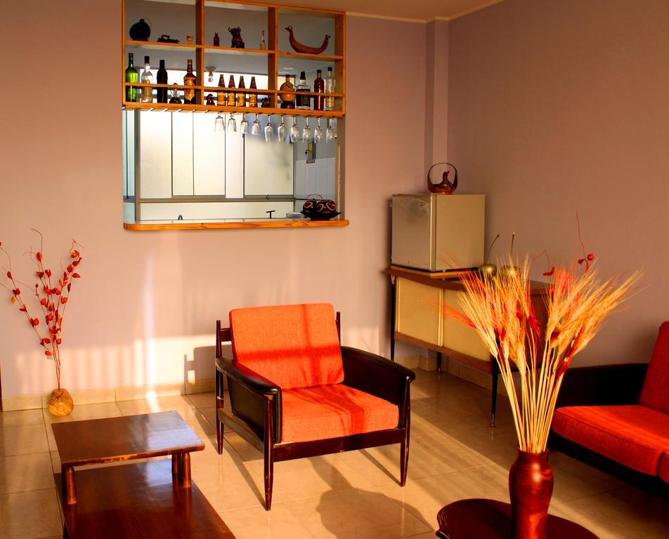 Taytaypa Rooms & Apartments Lima Airport Bilik gambar